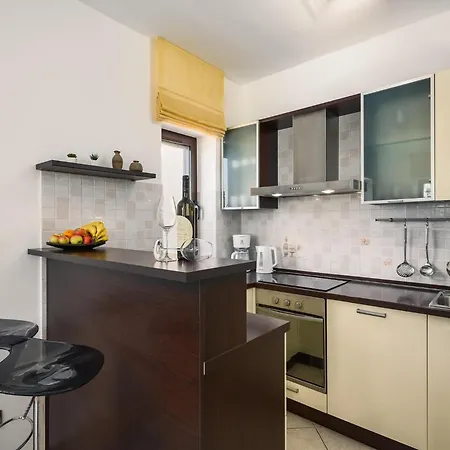 Apartment Premium Silvia Ii With Private Pool